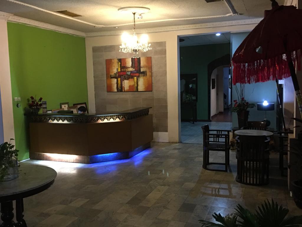Le Paradis Hotel 巨港 外观 照片